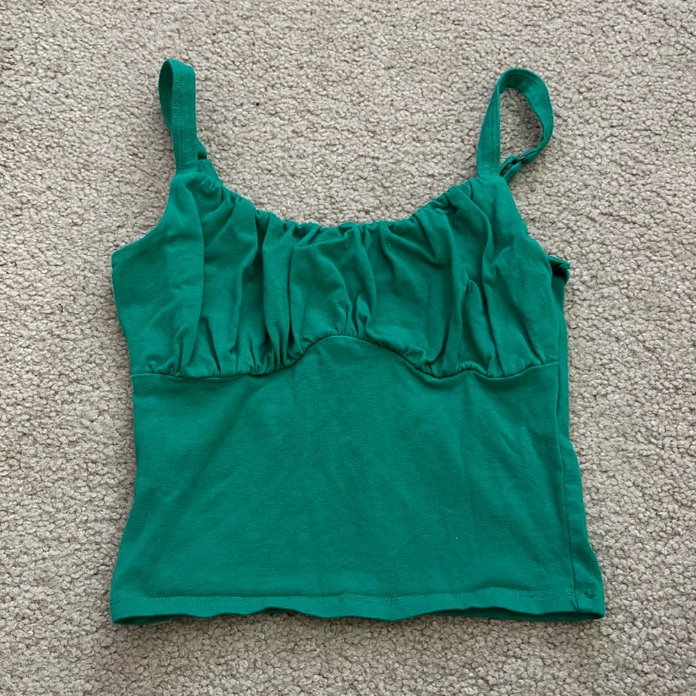 “Hollister”: ruched top